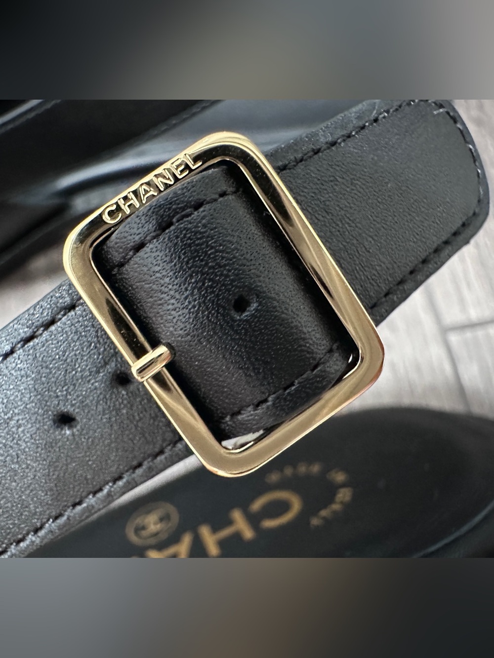 $1.6K 2026 CHANEL BLACK LEATHER LOAFERS SLINGBACK SHOES GOLD STRASS CC LOGO 38 - Picture 7 of 15